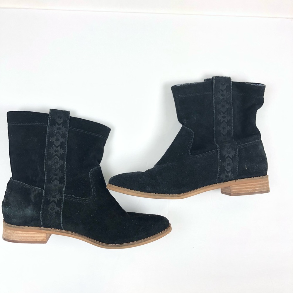 Toms Black Boots